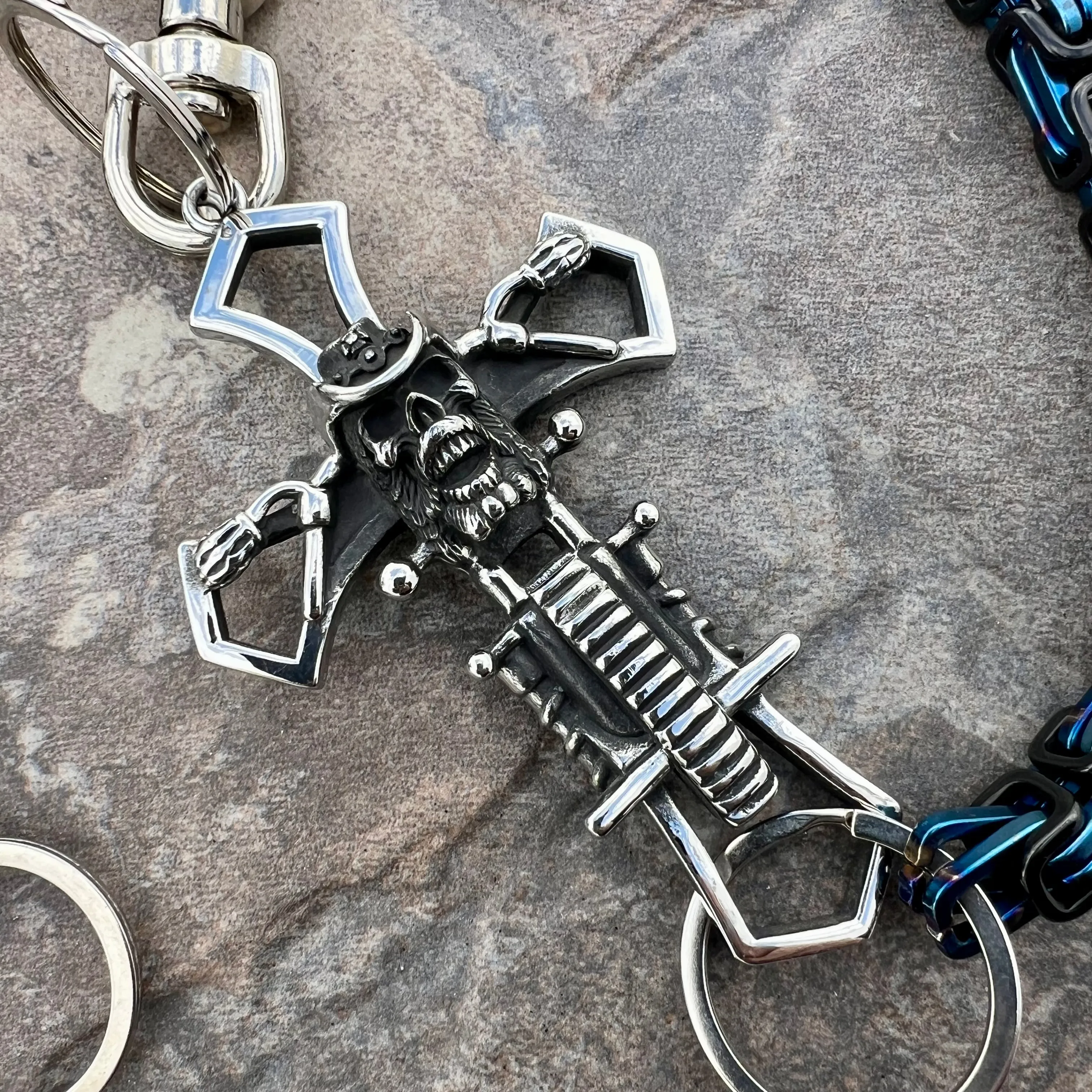 Cowboy Cross Wallet Chain - Black & Blue Daytona Heritage - WC226H