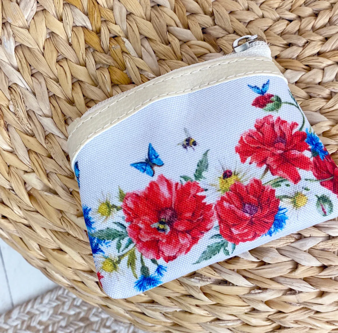 Girl's Change-Purse "Field Flowers”