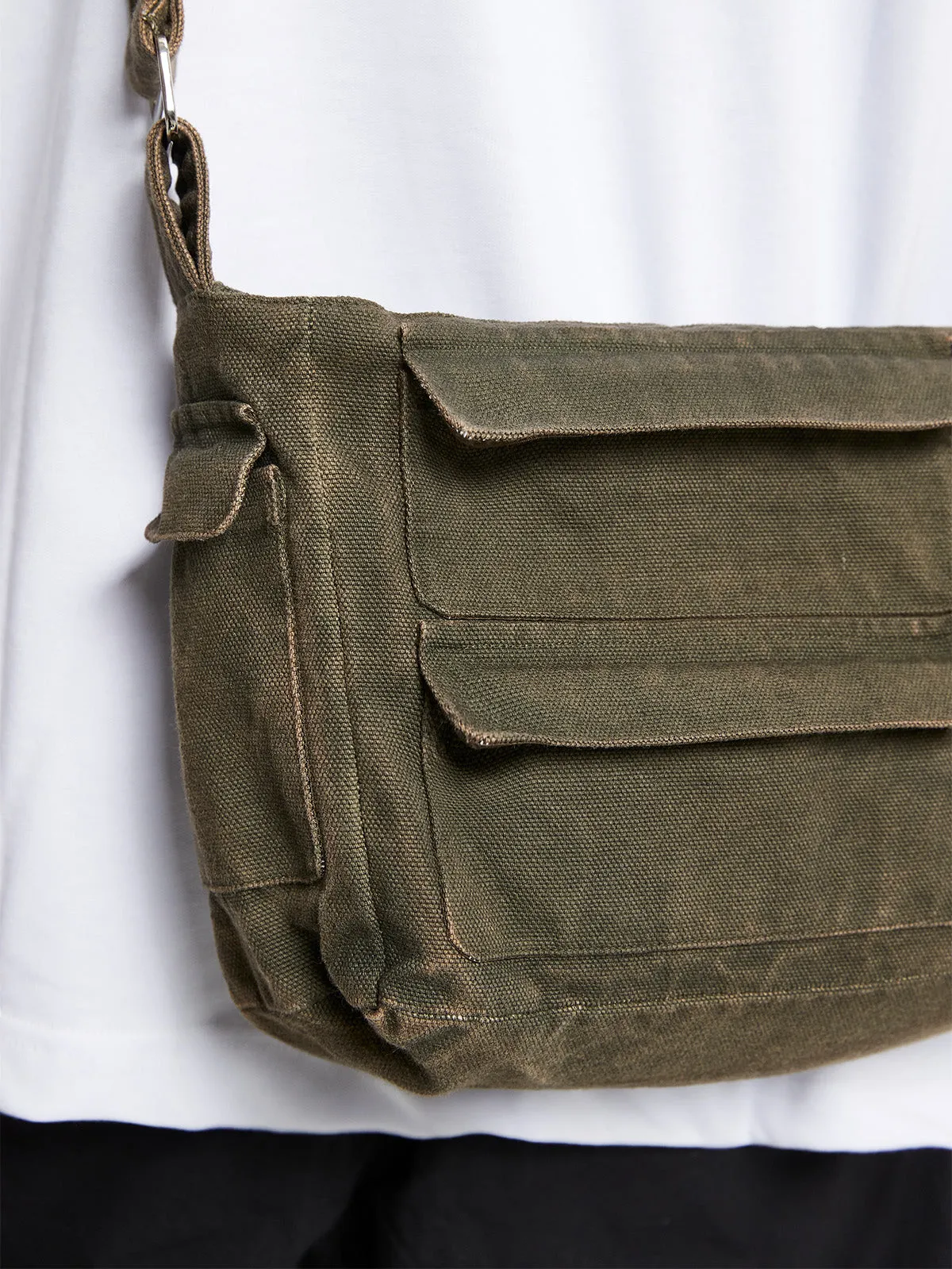 MULTIPOCKET RETERNITY SHOULDER BAG