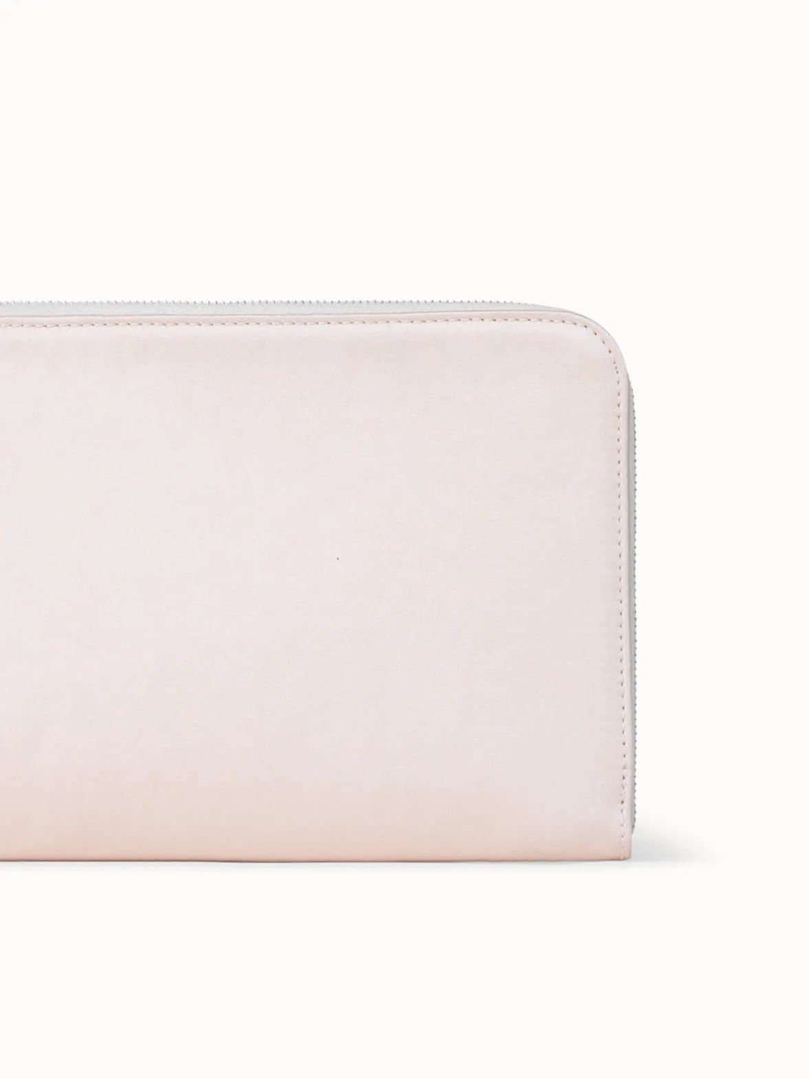 Tassel Pouch aus Satinstoff